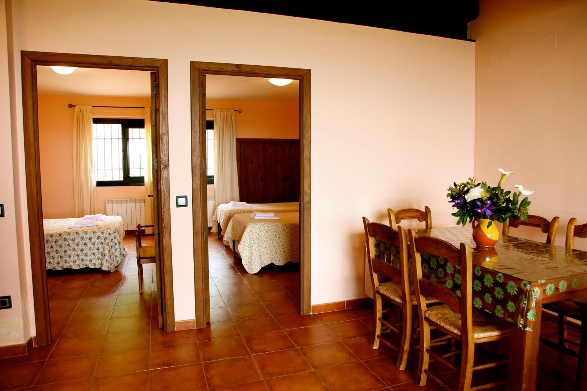 Las Casas De Agapito Пойялес-дель-Ойо Экстерьер фото
